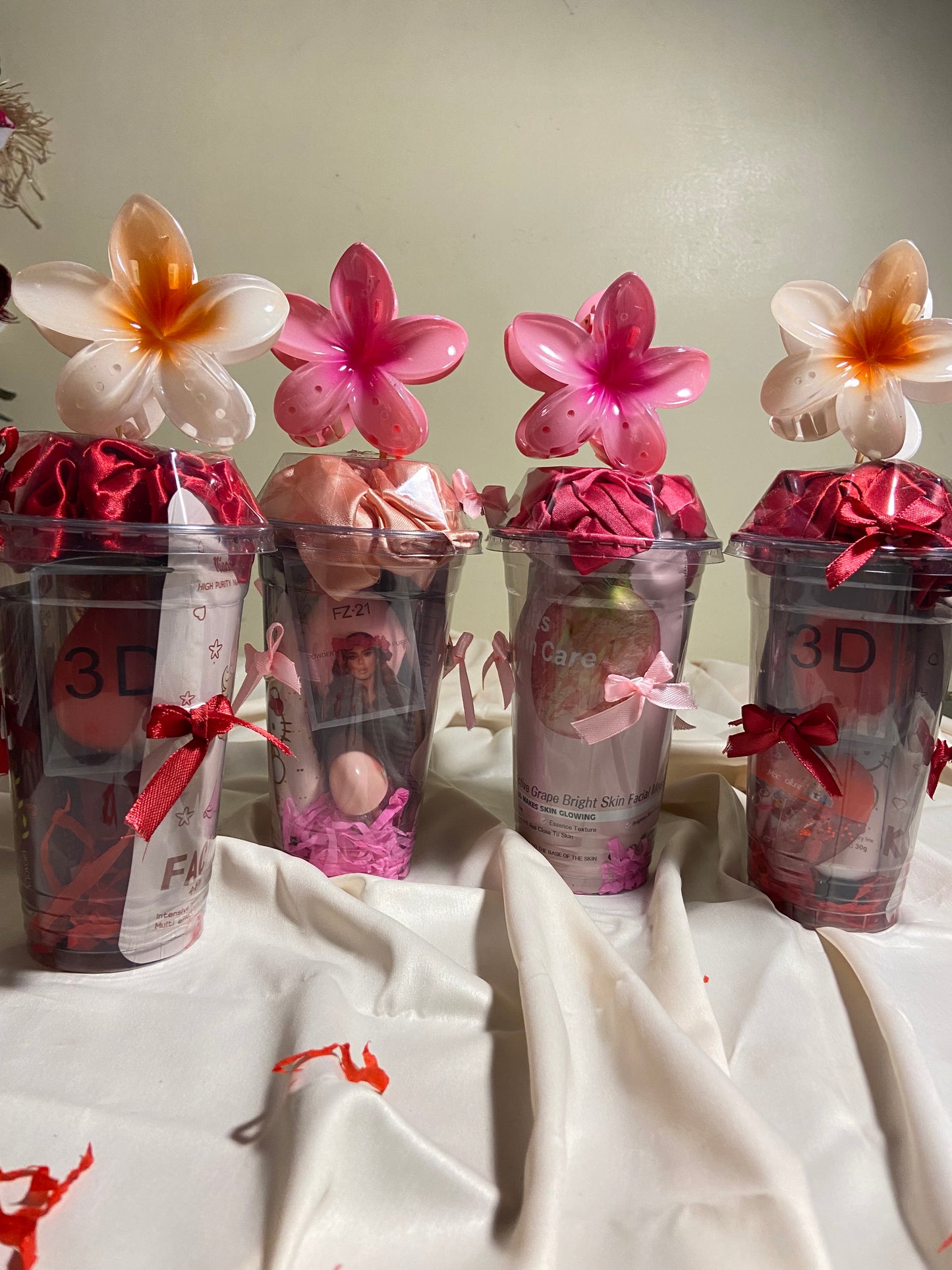 Cup of Surprises – Cute Beauty Gift Hamper