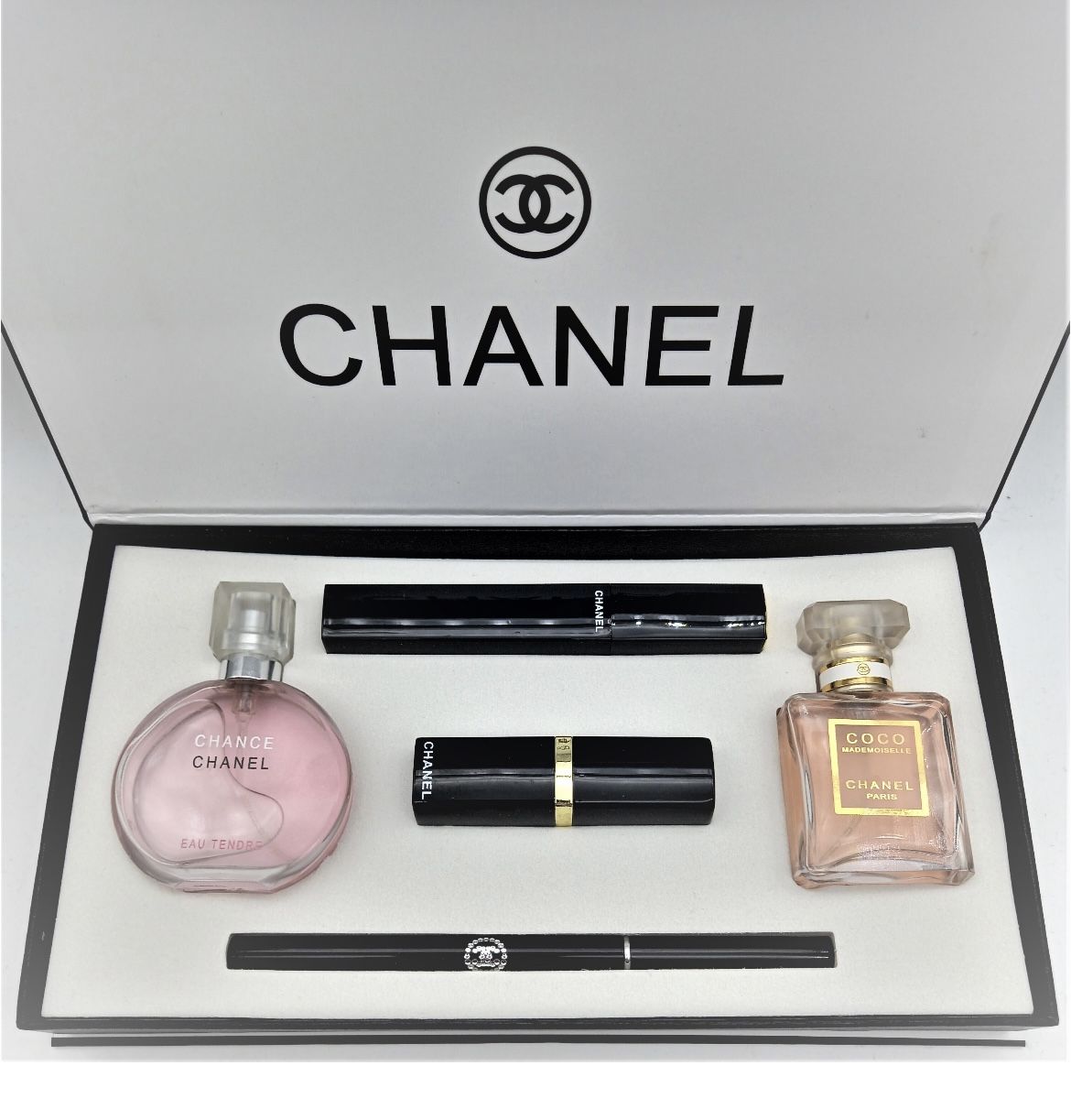 Chanel 5 in 1 Makeup Gift Set